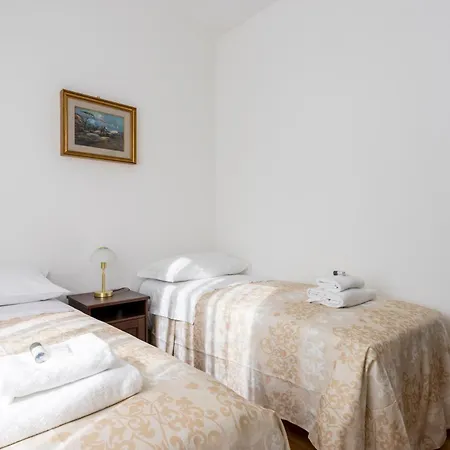 Apartment Toselli With Terrace